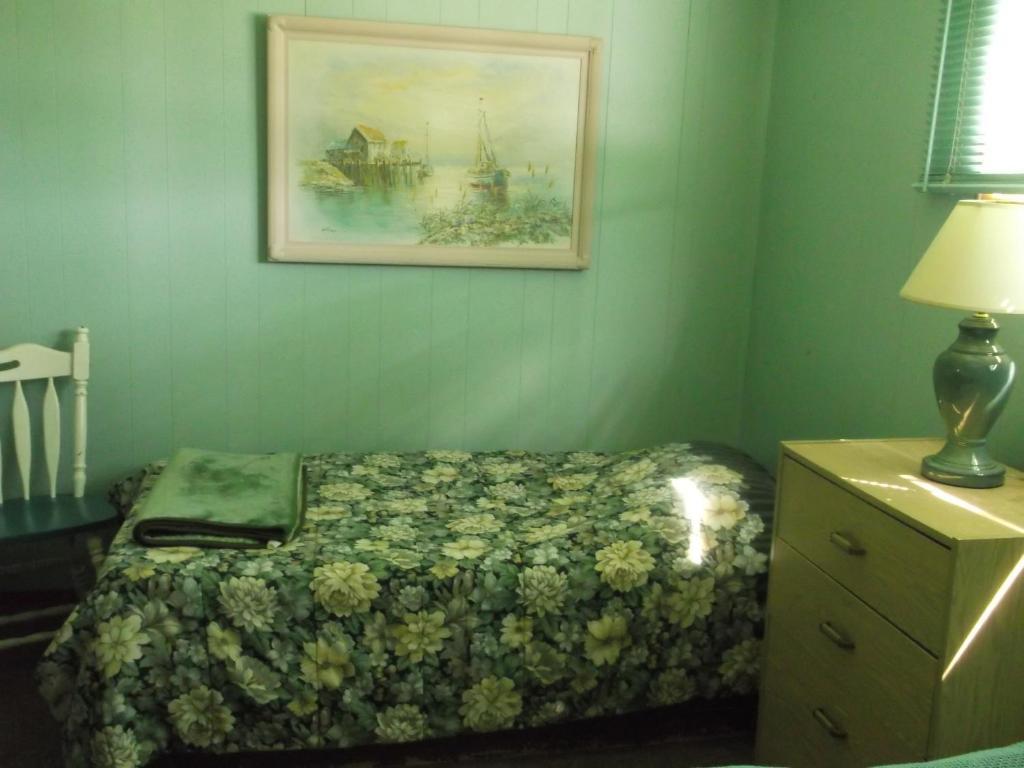 Chalkley'S Sandy Bay Cottage Resort Nipissing Beach Esterno foto