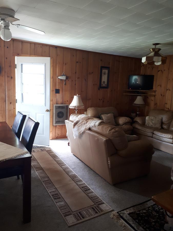 Chalkley'S Sandy Bay Cottage Resort Nipissing Beach Esterno foto