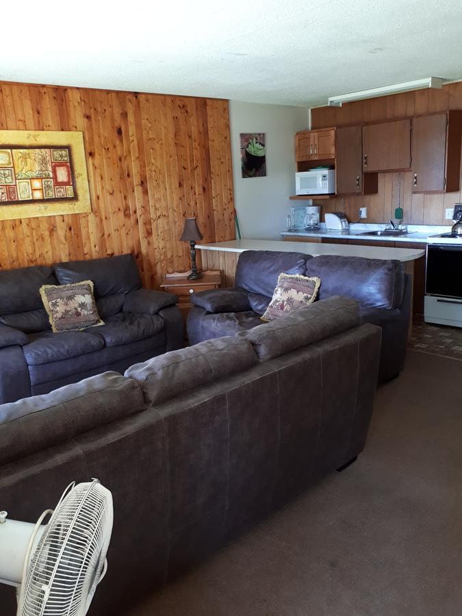 Chalkley'S Sandy Bay Cottage Resort Nipissing Beach Esterno foto